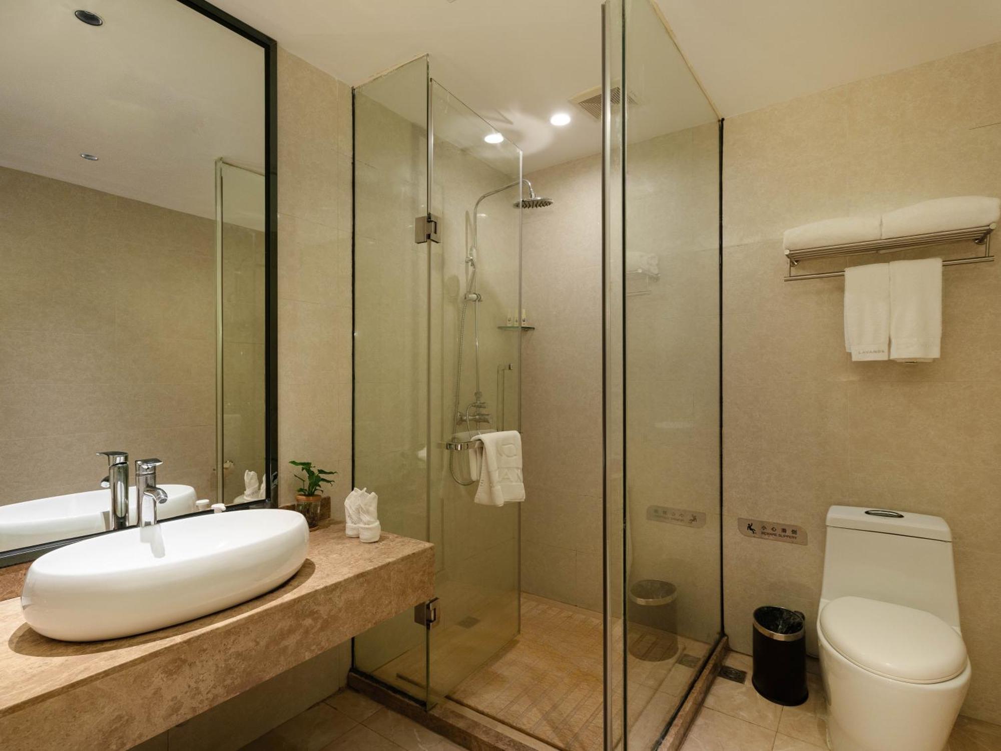 Lavande International Hotel Guangzhou Us Consulate General Guangzhou Grandview Plaza Branch - Free Shuttle Bus To Canton Fair Complex During Canton Fair Period & Free Vpn Internet Access Eksteriør bilde